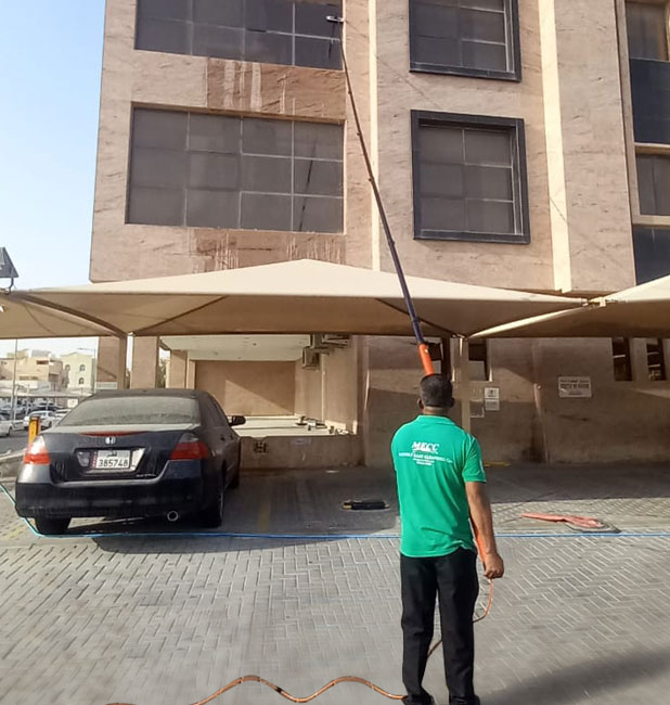 Advanced Window Cleaning Services in Doha, Qatar
